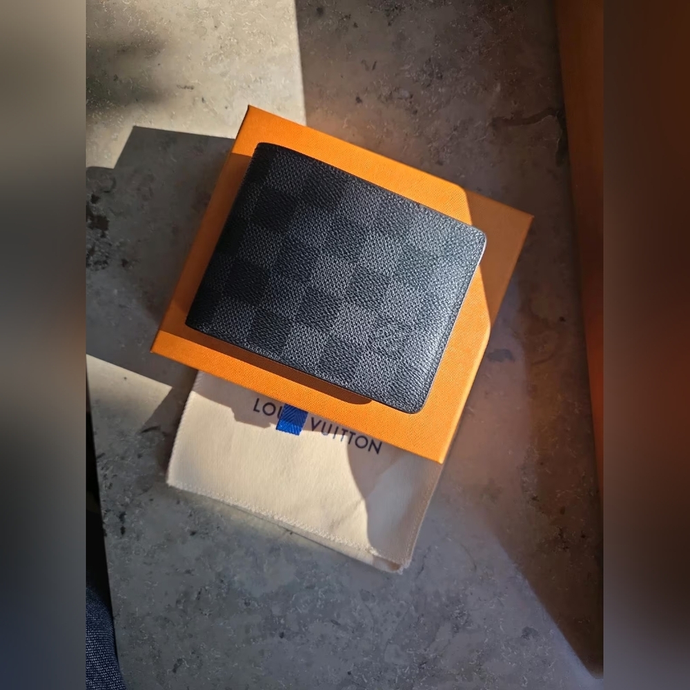 Louis Vuitton Slender Wallet